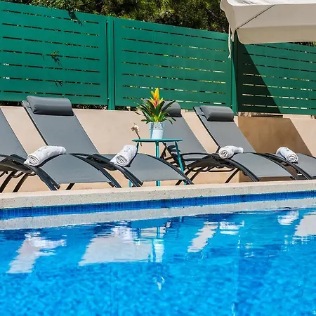 Casa Martina - Private Pool & 150m From The ヴィラ *